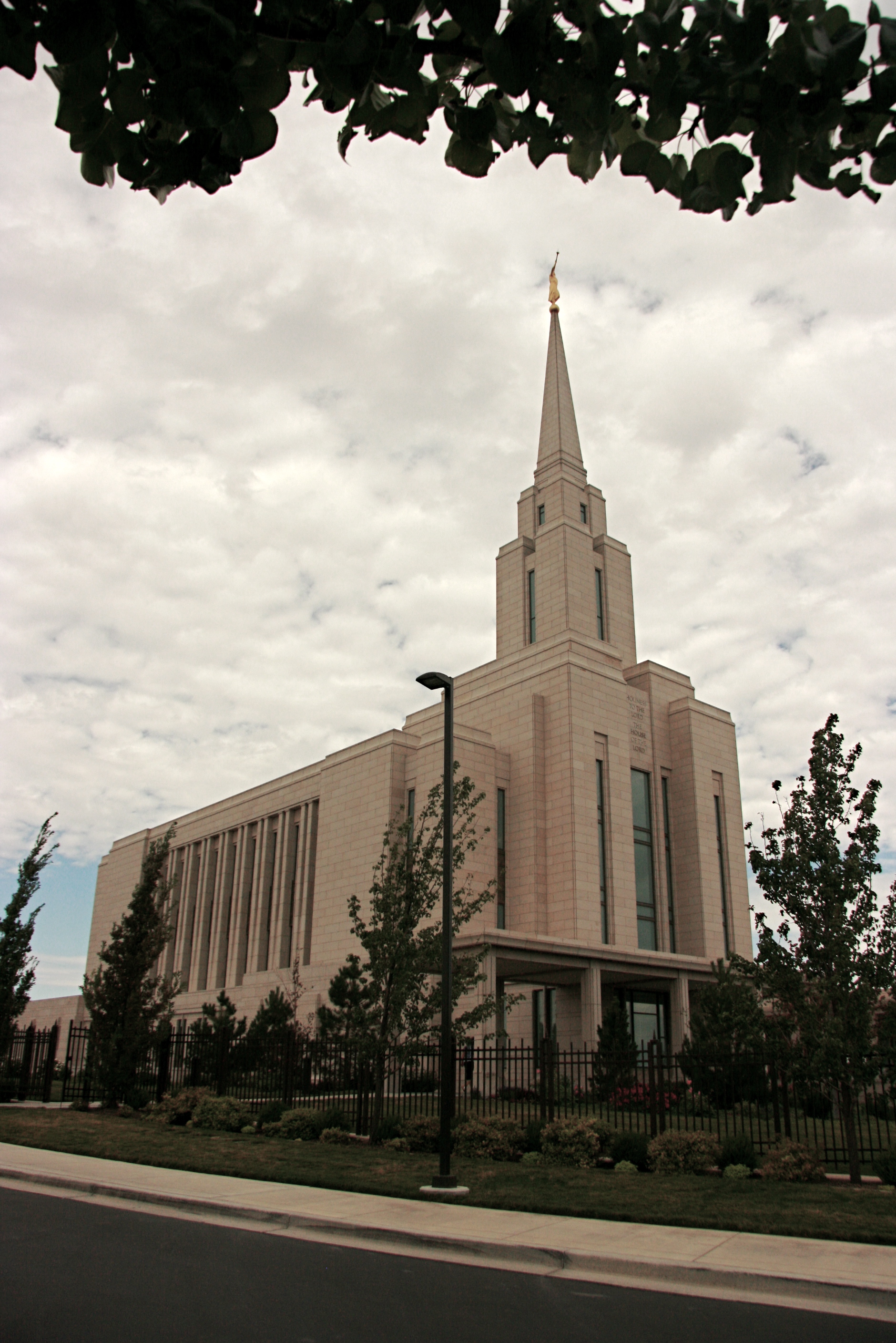 Oquirrh Mountains Temple